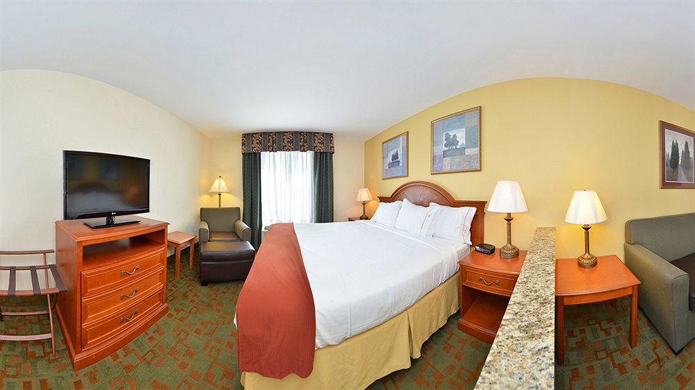 Holiday Inn Express Hotel & Suites Petersburg/Dinwiddie By Ihg Luaran gambar