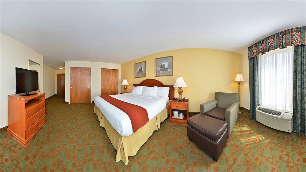 Holiday Inn Express Hotel & Suites Petersburg/Dinwiddie By Ihg Luaran gambar