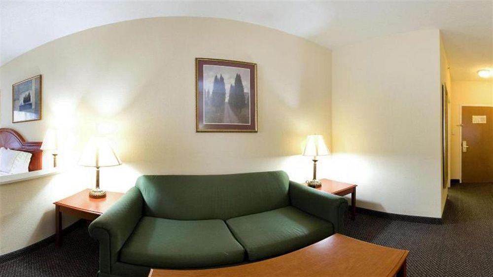 Holiday Inn Express Hotel & Suites Petersburg/Dinwiddie By Ihg Luaran gambar
