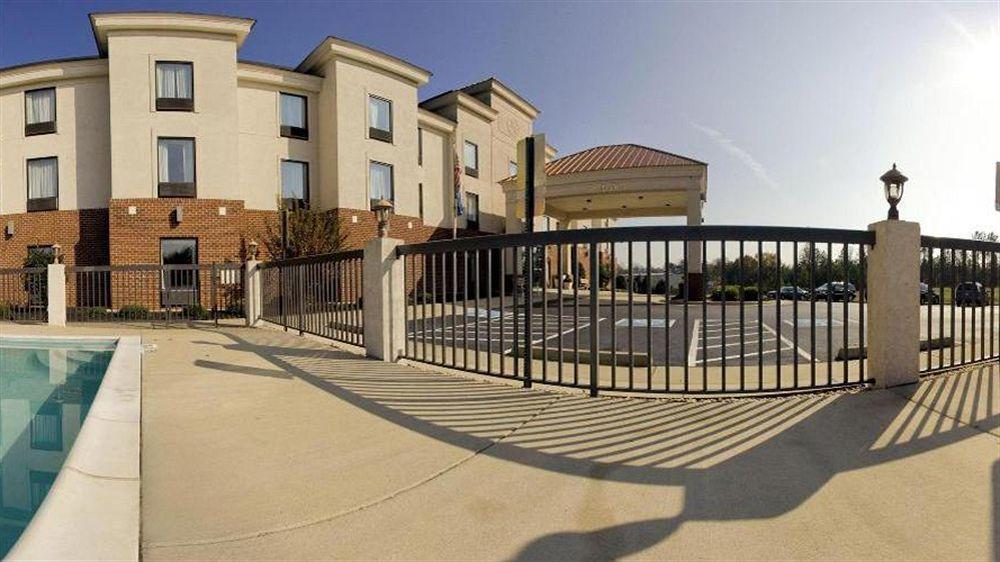 Holiday Inn Express Hotel & Suites Petersburg/Dinwiddie By Ihg Luaran gambar